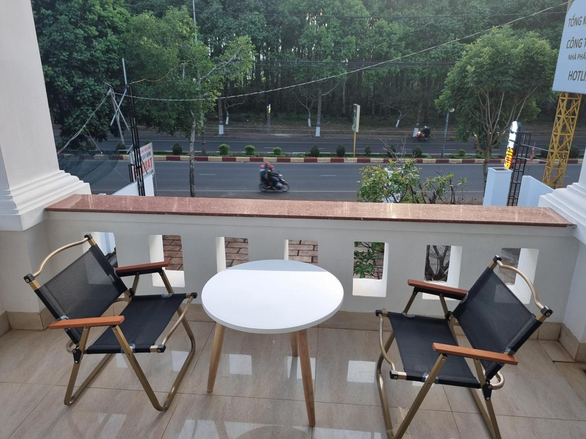 Khoi Dai Hotel Buon Ma Thuot Εξωτερικό φωτογραφία